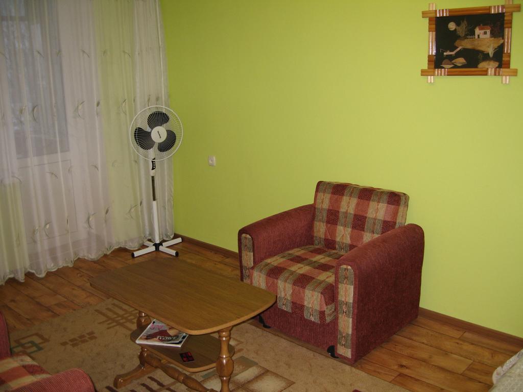 On Vasylya Chervoniya 67 *