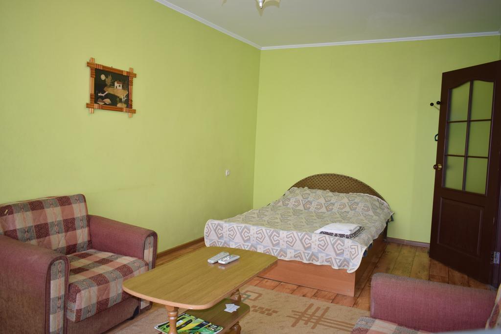 Apartment On Vasylya Chervoniya 67 Rivne