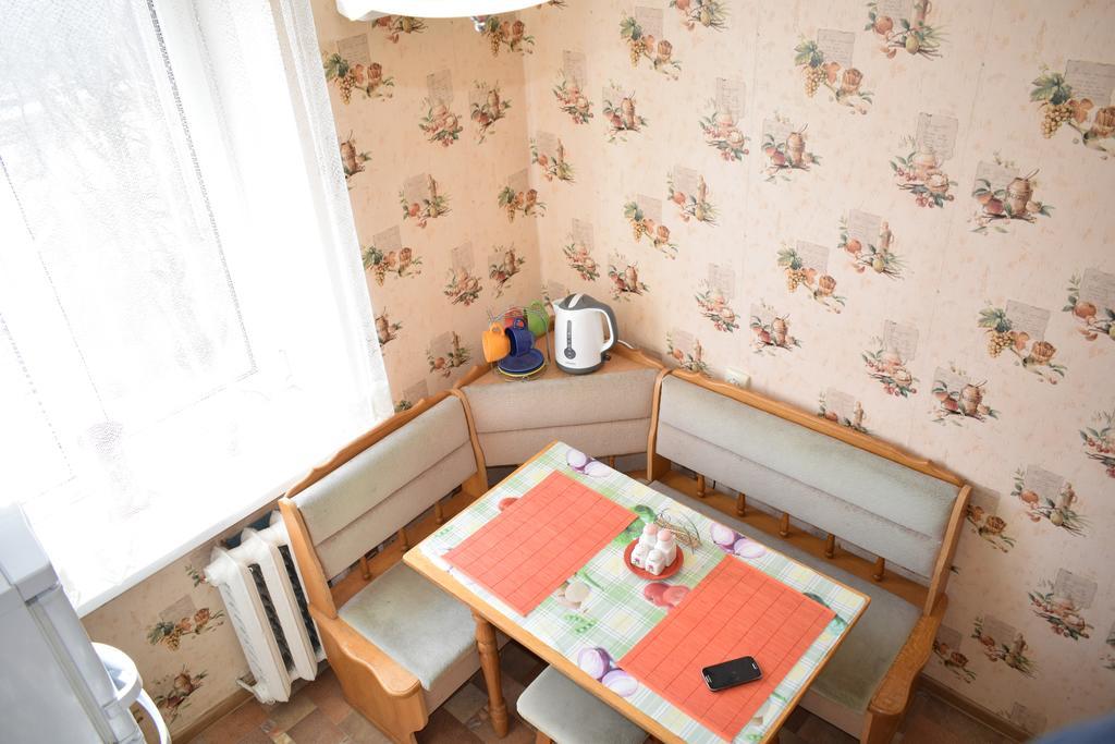 On Vasylya Chervoniya 67